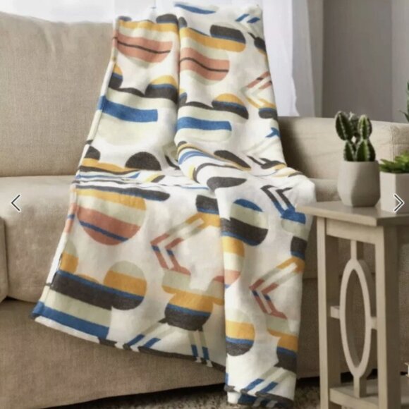 NEW Disney Mickey Mouse Southwestern Soft Woven Throw Blanket - Picture 6 of 7